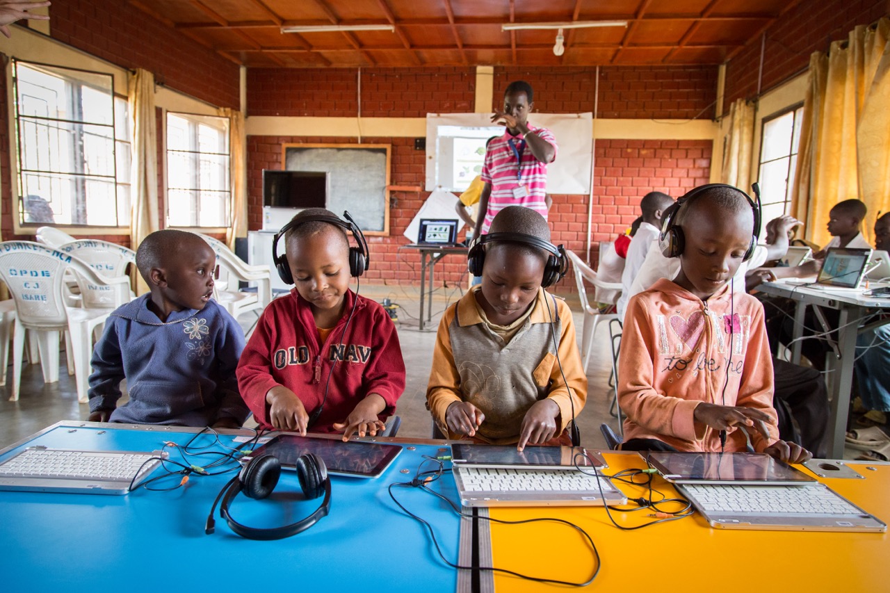 Bringing culture to children in remote areas